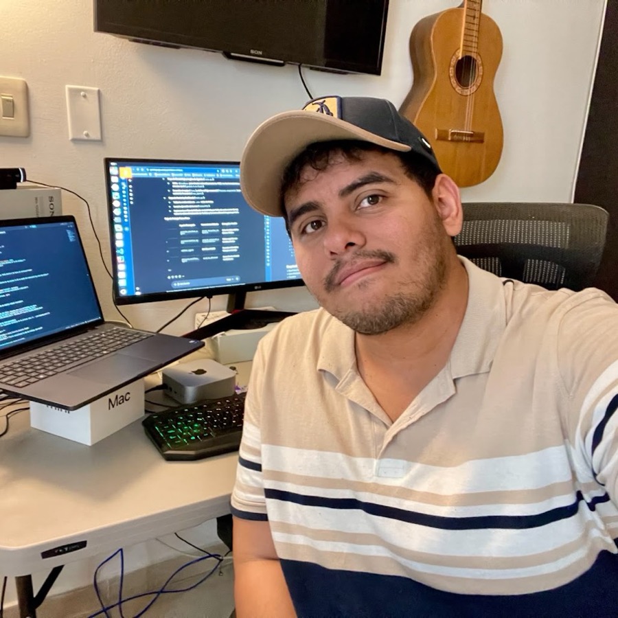 Andrew, Director de Berea · Desarrollo de software